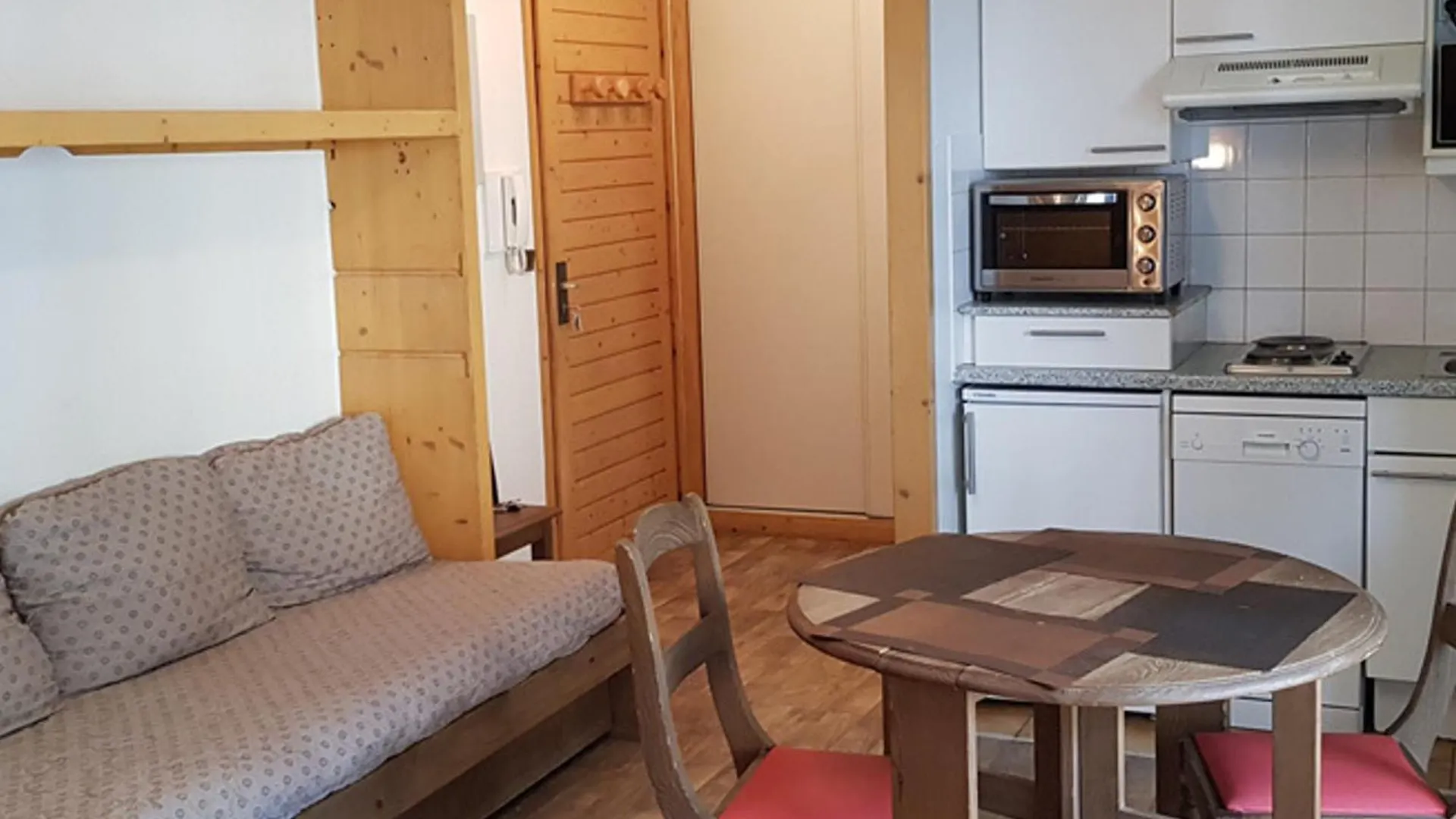 Studio 4 Pers, Balcon, Parking Couvert, Centre Brides-Les-Bains, Proche Thermes Et Telecabines - Fr-1-512-237 France