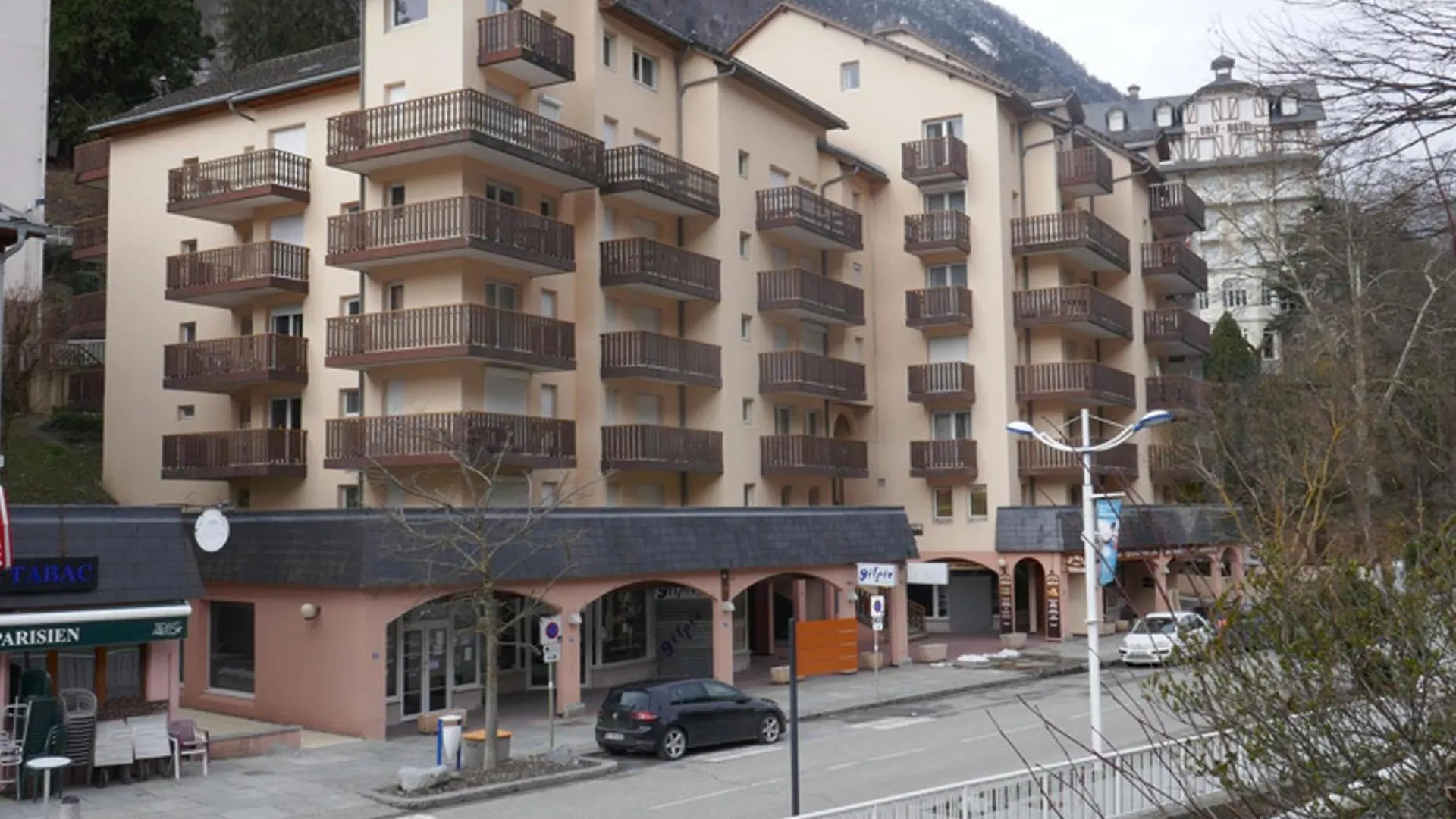 Studio 4 Pers, Balcon, Parking Couvert, Centre Brides-Les-Bains, Proche Thermes Et Telecabines - Fr-1-512-237 0*, Brides-les-Bains France
